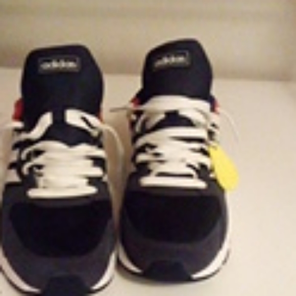 Shoes - Picture 4 of 4